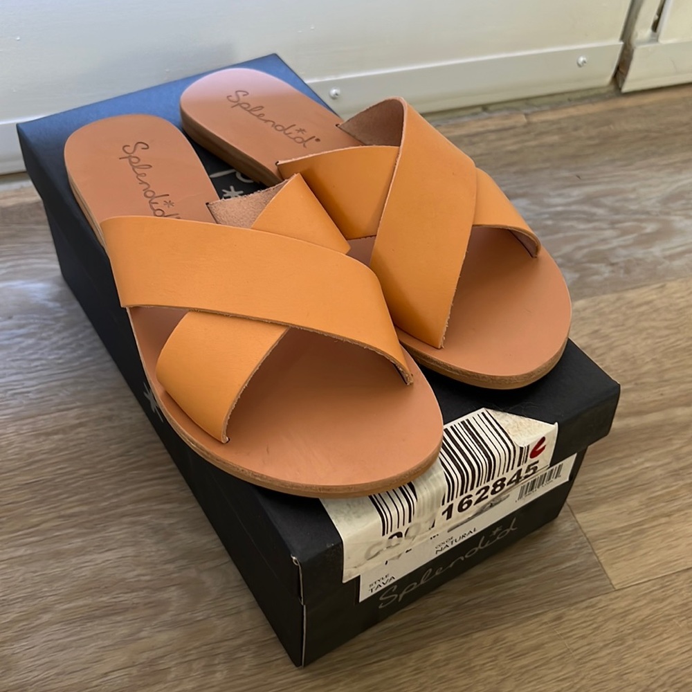 NWT - Splendid Tava Sandal